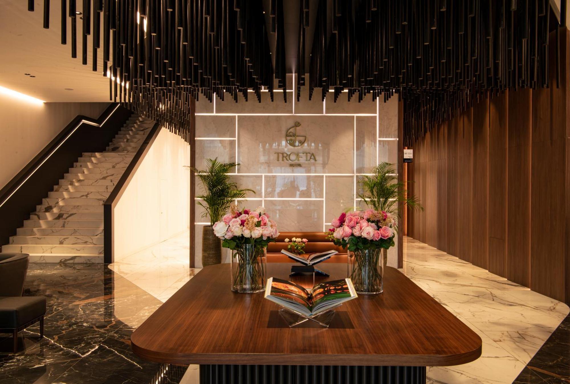 Hotel Trofta Istog ภายนอก รูปภาพ